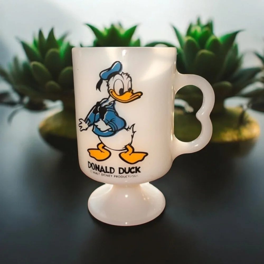 Vintage Disney's Pedestal Mug, Disney's Donald Duck Pedestal Cup, 1980's